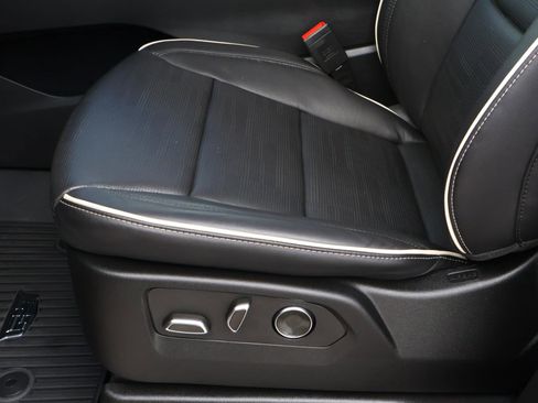 Certified 2025 Cadillac Escalade Premium Luxury w/ LPO, Floor Liner Package image 20