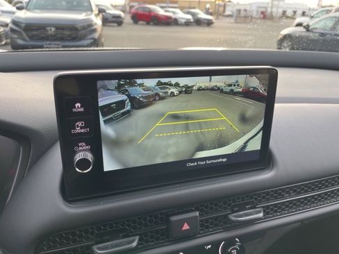 New 2026 Honda HR-V LX image 9