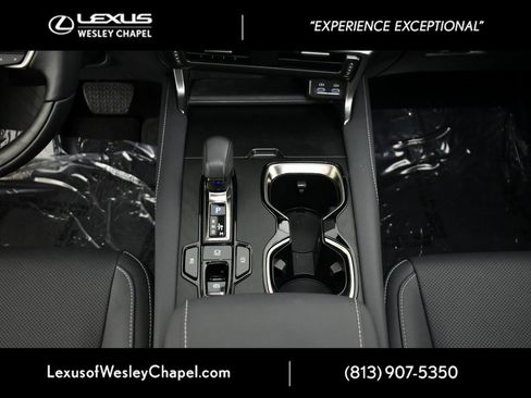 Used 2025 Lexus RX 350 Premium image 32