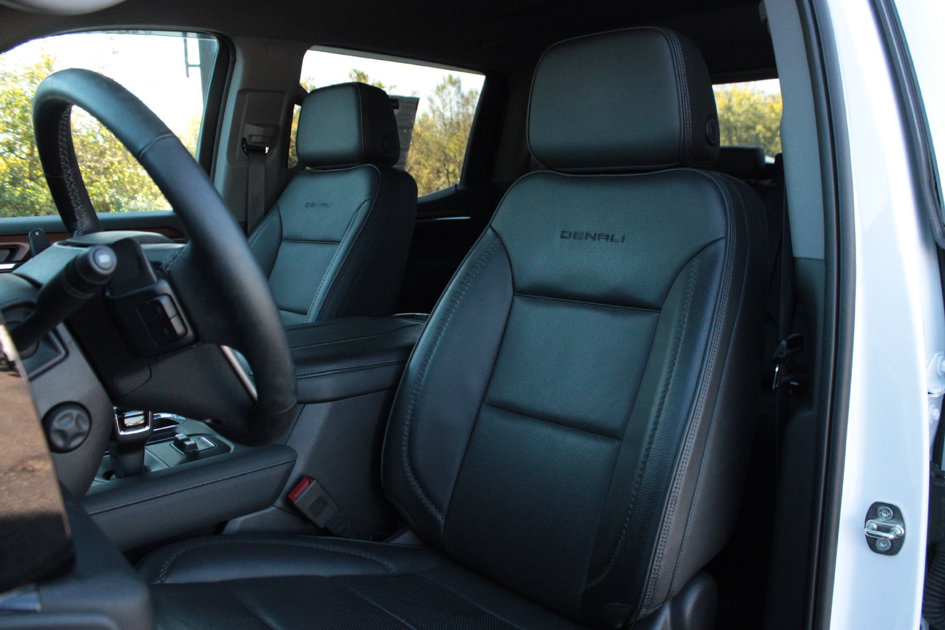 Used 2023 GMC Sierra 1500 Denali AWD/4WD image 14