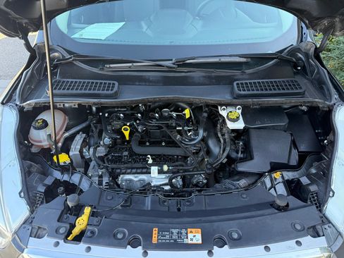 Used 2019 Ford Escape SE FWD image 22