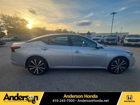 Used 2020 Nissan Altima 2.5 Platinum AWD/4WD image 1