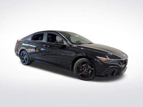 New 2026 Hyundai Elantra Sport FWD image 38