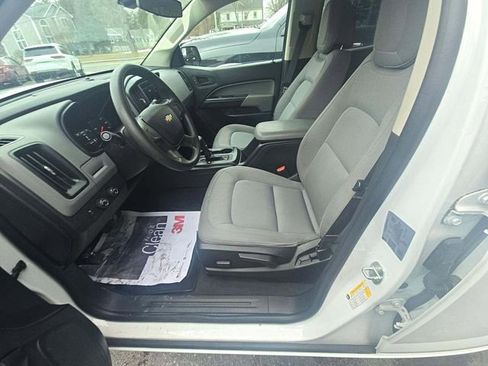 Used 2021 Chevrolet Colorado W/T image 5