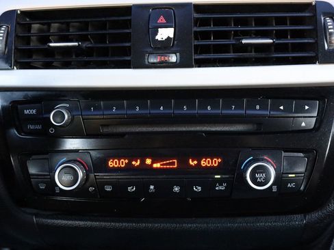 Used 2016 BMW 320i Sedan image 36