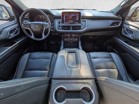 Used 2021 Chevrolet Suburban RST w/ Luxury Package image 21