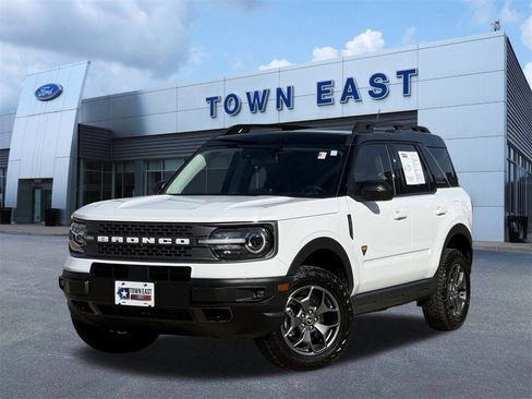 Certified 2024 Ford Bronco Sport Badlands w/ Premium Package image 1