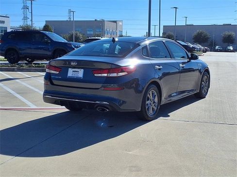 Used 2020 Kia Optima LX image 4