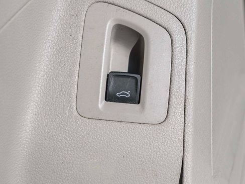 Used 2018 Volkswagen Atlas SEL image 28