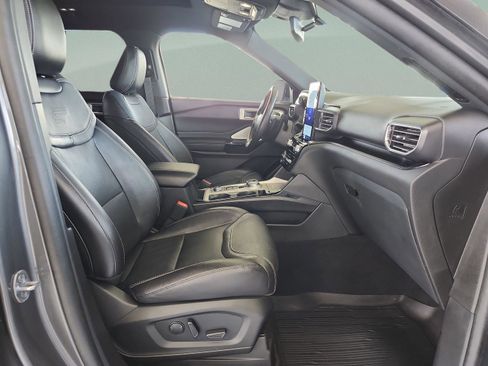 Certified 2023 Ford Explorer ST w/ Equipment Group 401A image 18