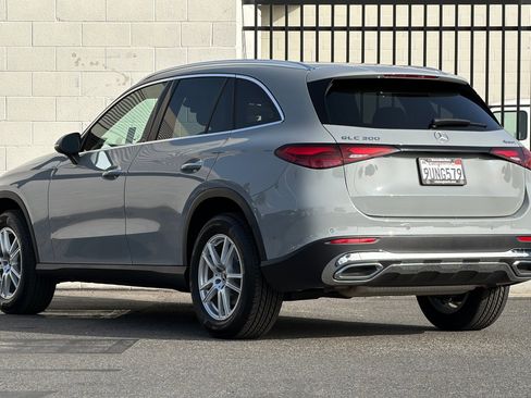 Certified 2025 Mercedes-Benz GLC 300 4MATIC image 6