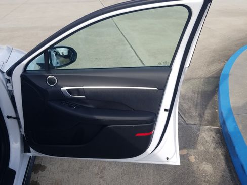 New 2026 Hyundai Sonata SE FWD image 8