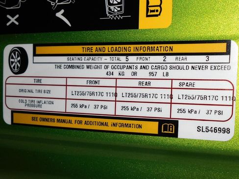 New 2025 Jeep Gladiator Sport image 35