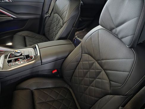 New 2026 BMW X6 M60i AWD/4WD image 9