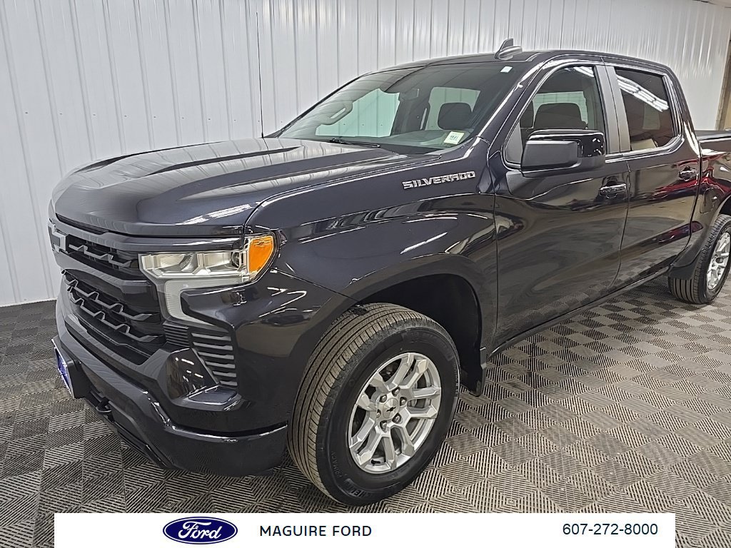 Used 2023 Chevrolet Silverado 1500 RST AWD/4WD image 8