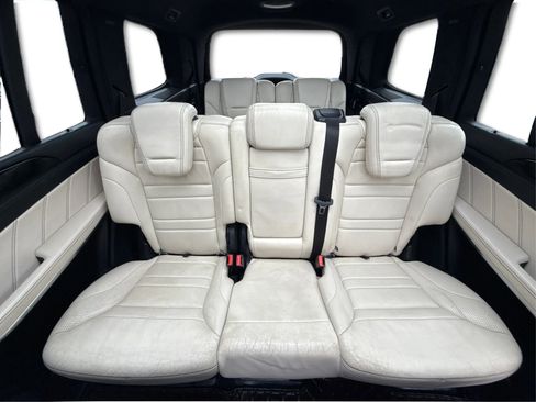 Used 2014 Mercedes-Benz GL 63 AMG 4MATIC image 16