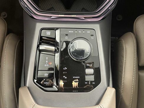 Used 2026 BMW X3 xDrive30 w/ Convenience Package image 14