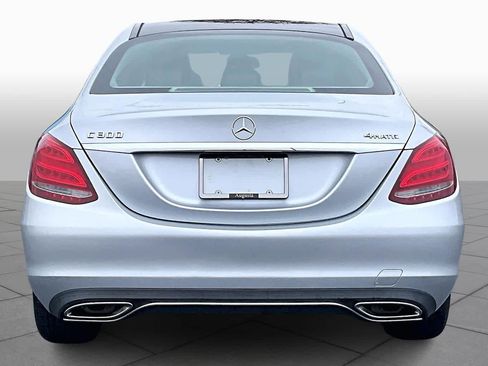 Used 2015 Mercedes-Benz C 300 4MATIC Sedan image 4