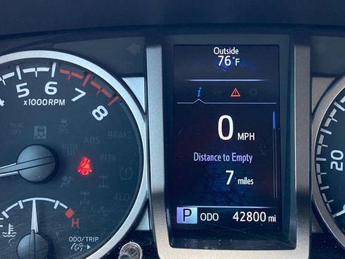 Used 2023 Toyota Tacoma SR5 image 14