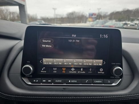 Certified 2024 Nissan Rogue S image 23