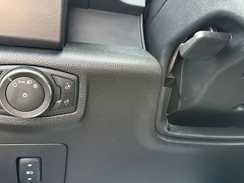 Used 2017 Ford F150 XLT w/ Equipment Group 302A Luxury RWD image 15