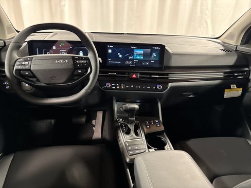New 2026 Kia Sportage SX AWD/4WD image 4