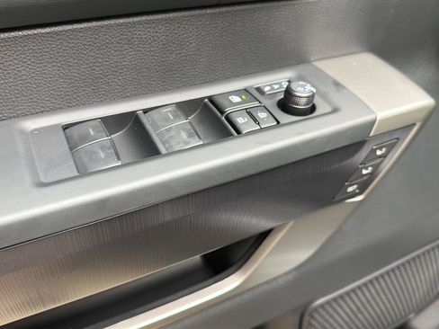New 2026 Toyota Tundra Platinum AWD/4WD image 13