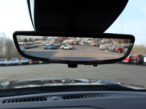 Used 2025 Chevrolet Silverado 2500 ZR2 w/ Technology Package image 16