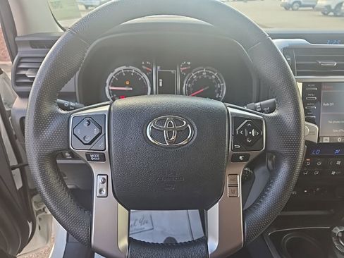 Used 2021 Toyota 4Runner Limited image 20