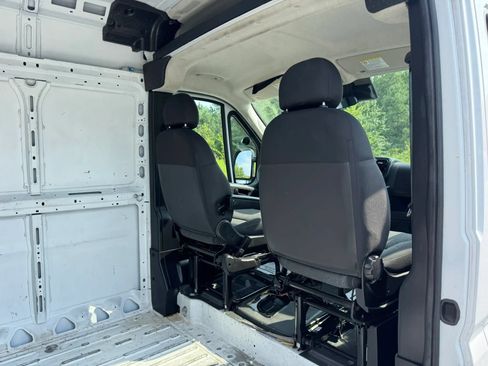 Used 2023 RAM ProMaster 2500 FWD image 19