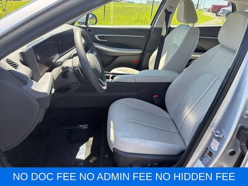 Used 2025 Hyundai Sonata SEL FWD image 11