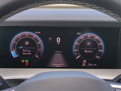 New 2025 Volkswagen Tiguan SE image 14