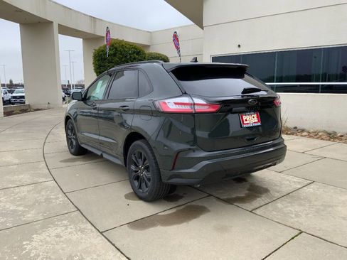 New 2024 Ford Edge SE w/ Black Appearance Package image 5