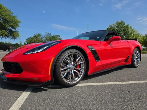 Used 2016 Chevrolet Corvette Z06 w/ 3LZ Preferred Equipment Group RWD image 4