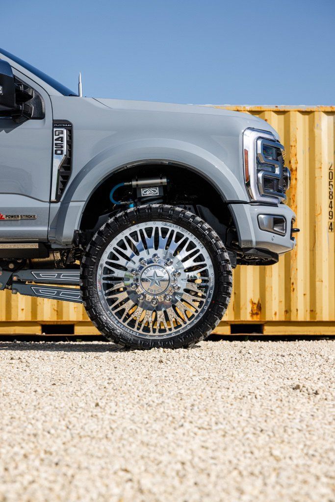 Used 2026 Ford F450 Platinum w/ Platinum Plus Package AWD/4WD image 5