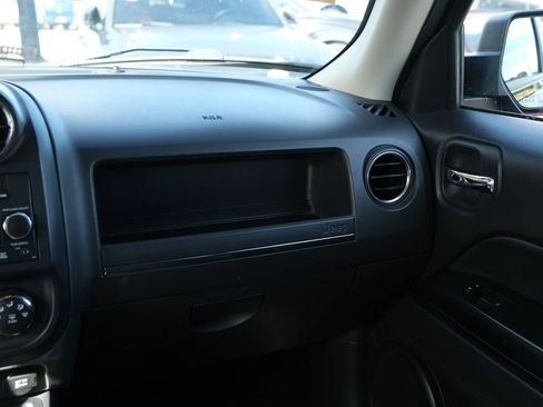 Used 2016 Jeep Patriot Sport w/ Power Value Group image 25