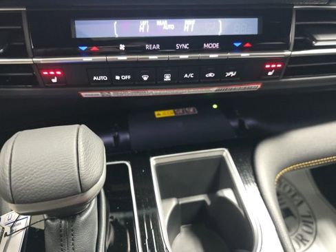 New 2026 Toyota Sienna XLE Woodland Edition image 33