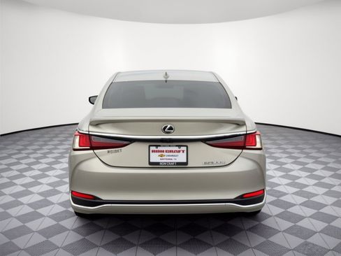 Used 2023 Lexus ES 300h w/ Premium Package FWD image 11