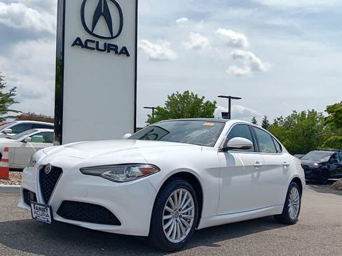 Used 2021 Alfa Romeo Giulia Sprint w/ Sun & Sound Package AWD/4WD image 1