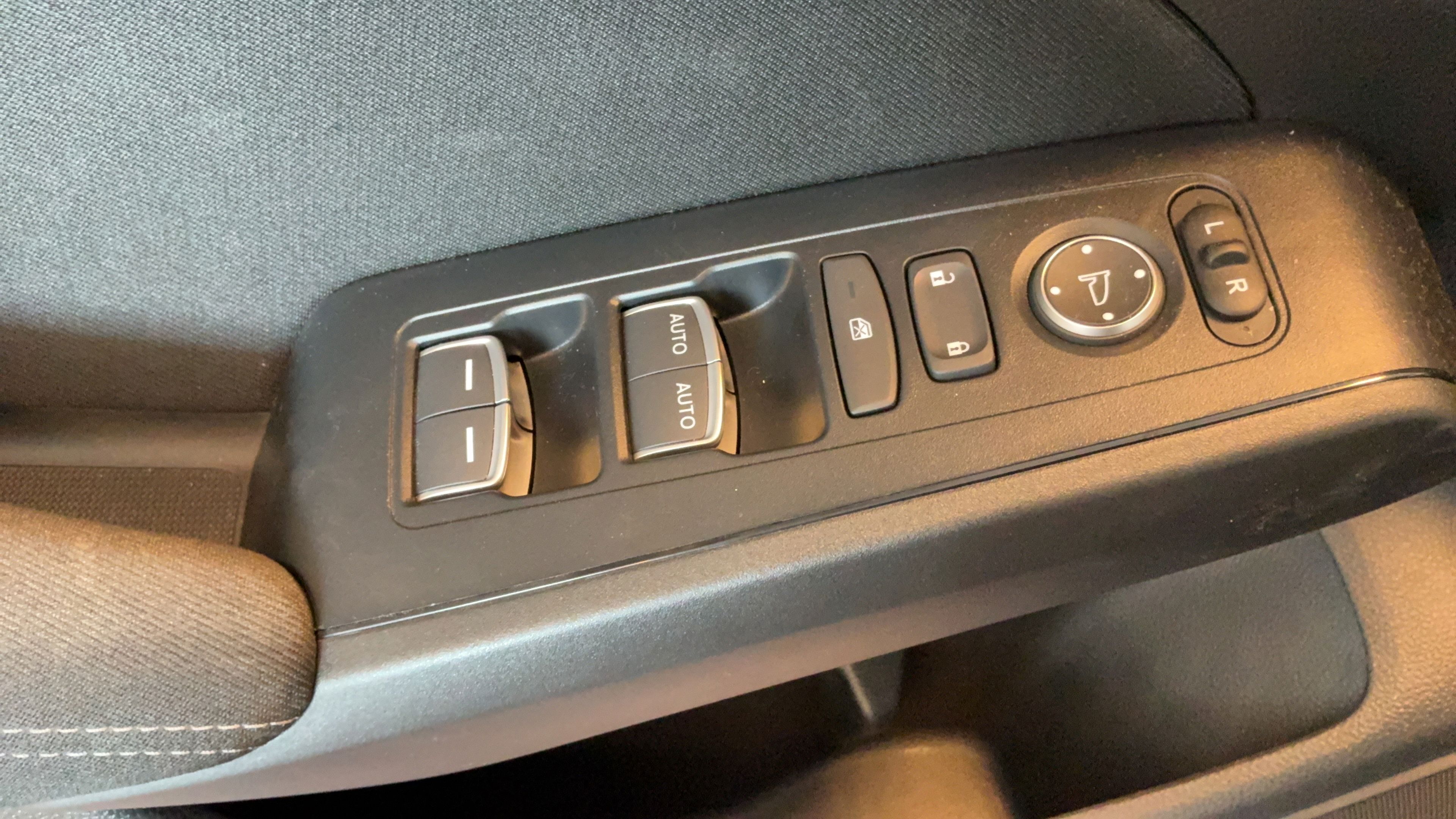 Used 2025 Honda Civic Sport image 28