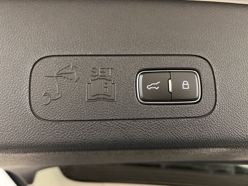 New 2026 Lincoln Aviator AWD image 40