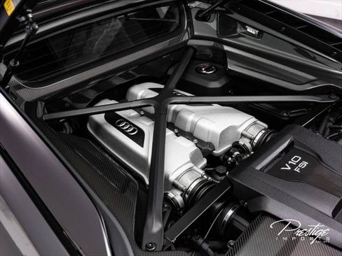 Used 2018 Audi R8 V10 plus AWD/4WD image 17