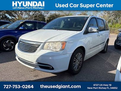 Used 2014 Chrysler Town & Country Touring-L