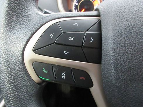 Used 2018 Jeep Cherokee Latitude image 25