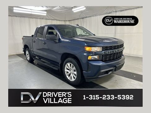 Used 2019 Chevrolet Silverado 1500 Custom w/ Custom Value Package AWD/4WD image 1
