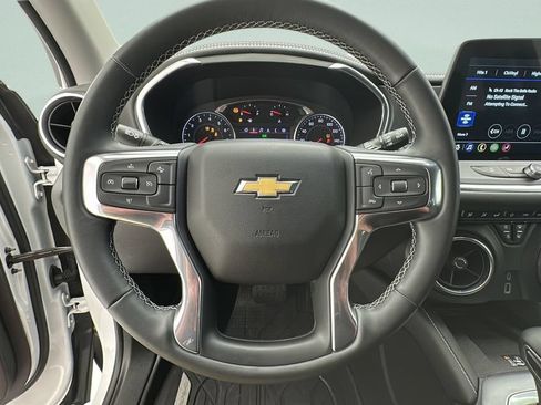 Used 2023 Chevrolet Blazer LT w/ Sound & Technology Package AWD/4WD image 14