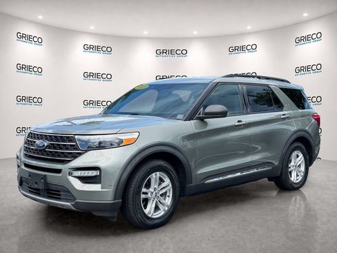 Used 2020 Ford Explorer XLT w/ Equipment Group 202A RWD image 3