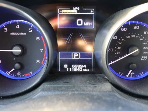 Used 2015 Subaru Outback 2.5i Limited image 11