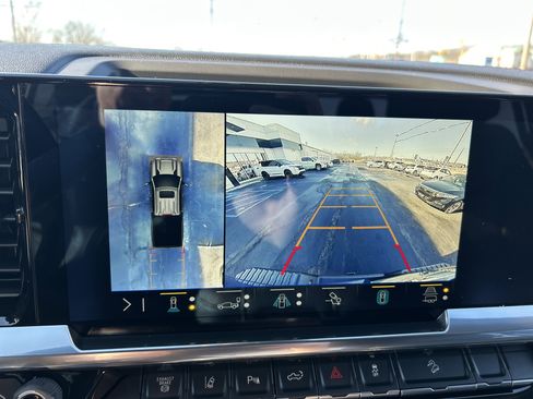 Used 2025 Chevrolet Silverado 2500 LTZ w/ Trail Boss Package image 26