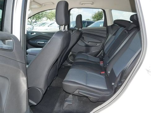 Used 2018 Ford Escape SE w/ SE Sync 3 Package FWD image 17